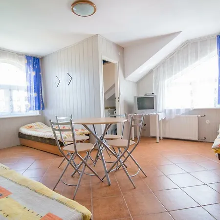 Pokoje Goscinne Mario Maison d'hôtes Łeba